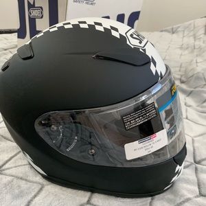 Shoei rf1100 helmet